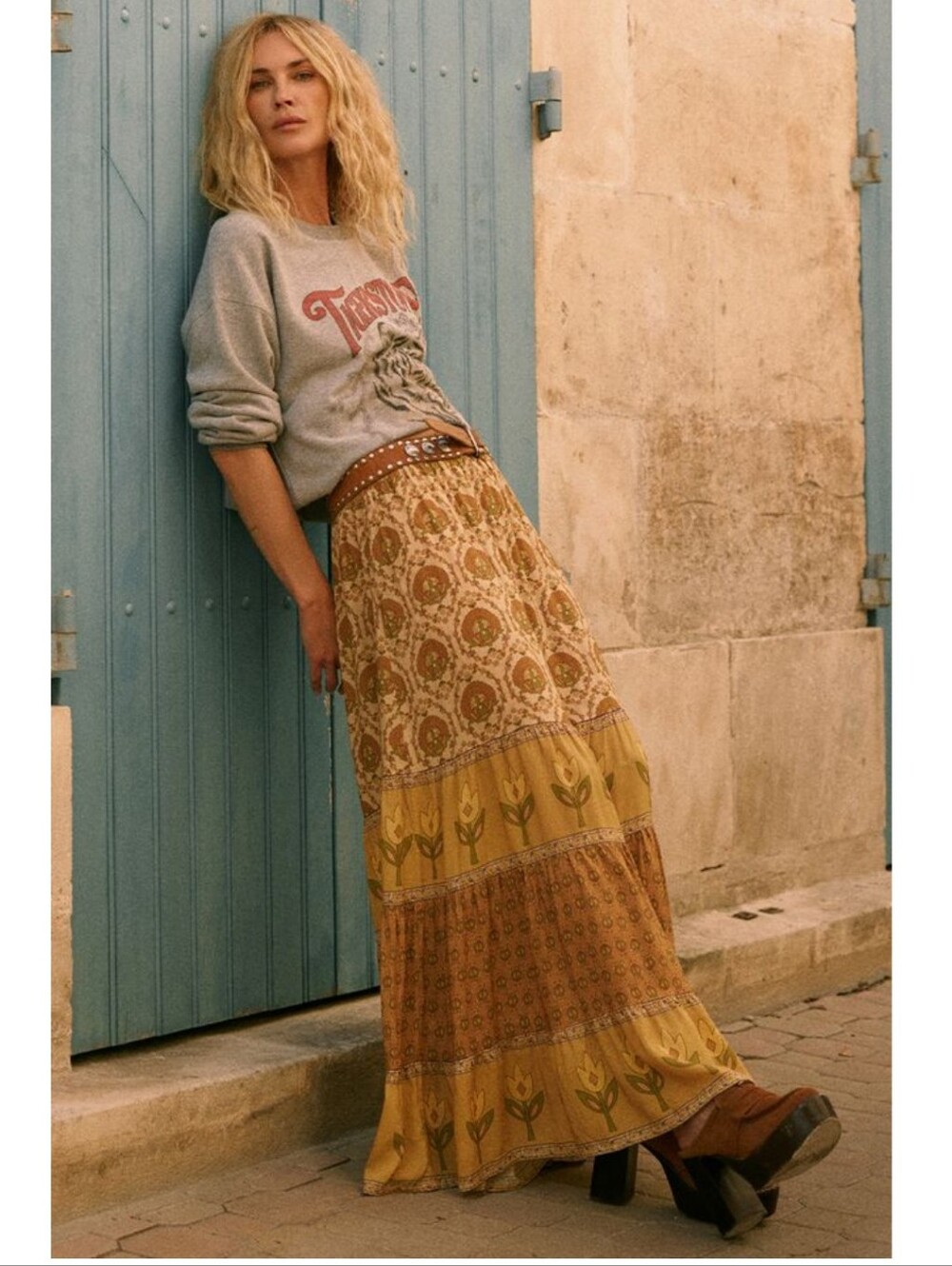 Chateau Maxi Skirt In Champagne Small